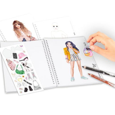 TOPModel Pocket Colouring Book